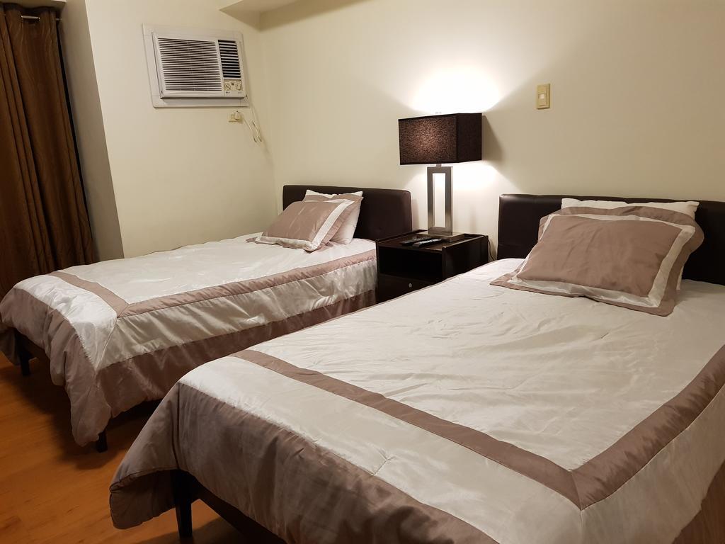 Eton Baypark Apartment Manila Bagian luar foto