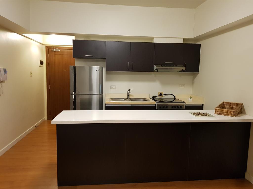 Eton Baypark Apartment Manila Bagian luar foto