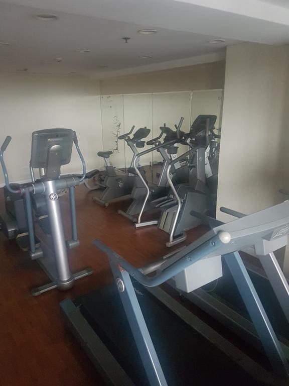 Eton Baypark Apartment Manila Bagian luar foto