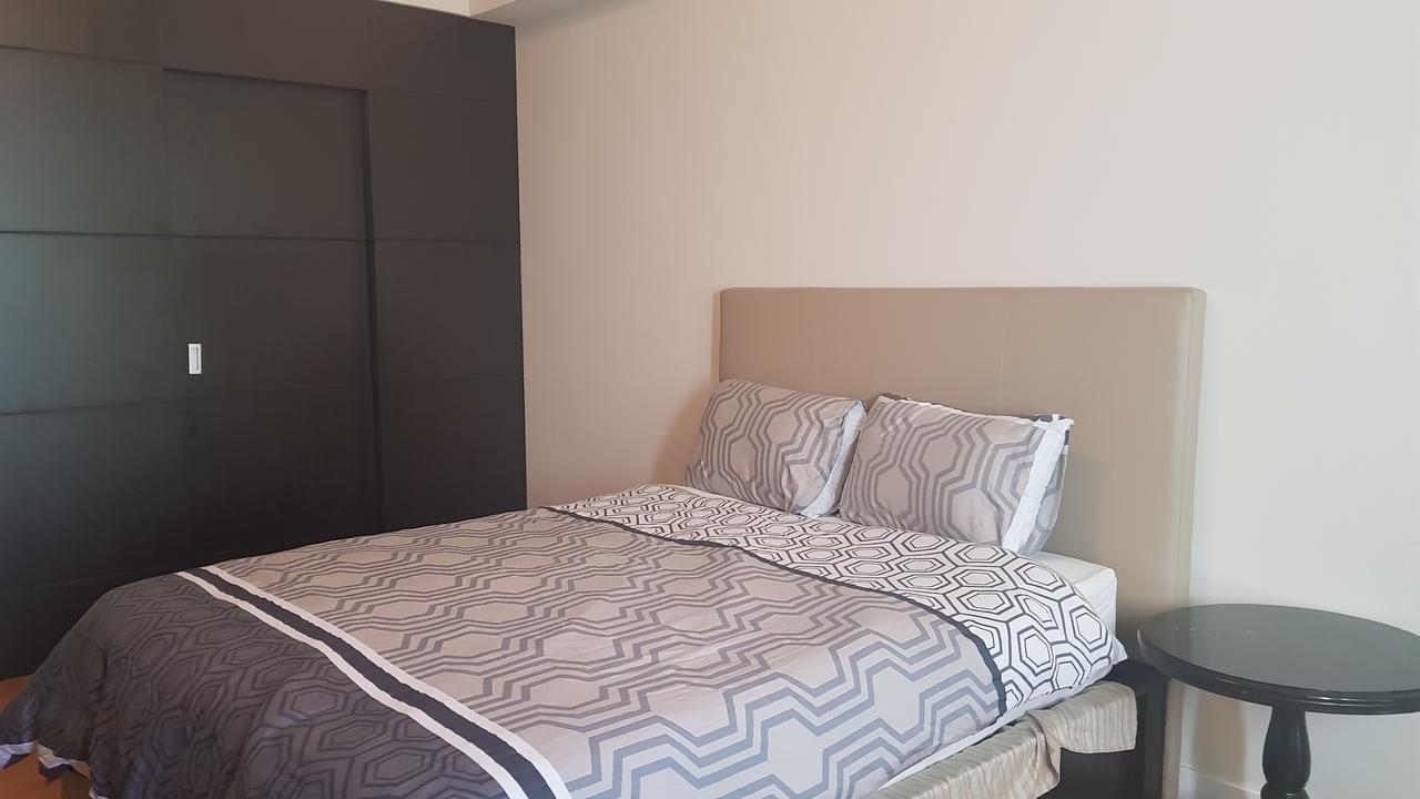 Eton Baypark Apartment Manila Bagian luar foto