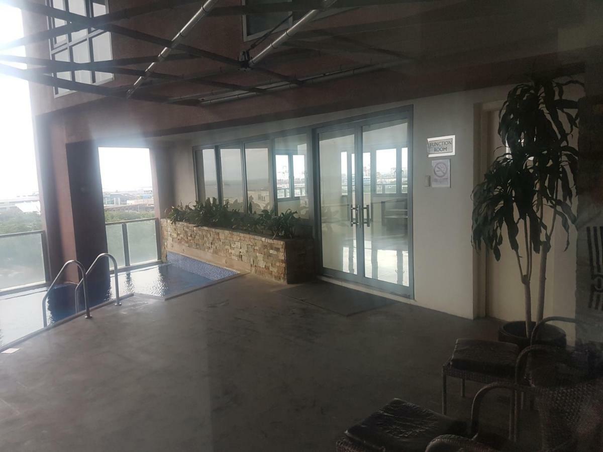 Eton Baypark Apartment Manila Bagian luar foto